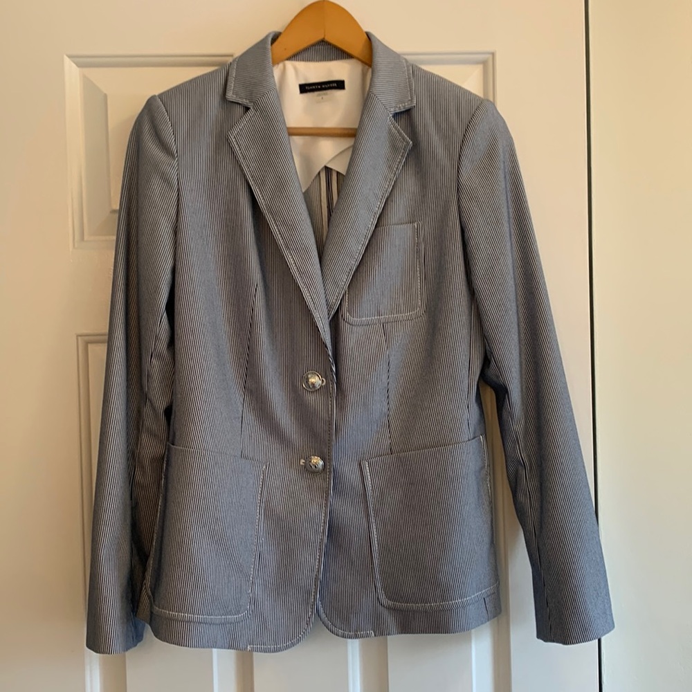 Blue and white stripe blazer.